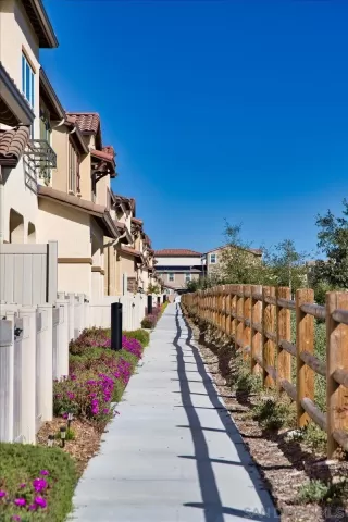 Photo #1: 240002643 Listing