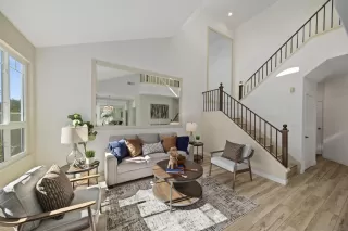 Photo #2: 240002648 Listing 