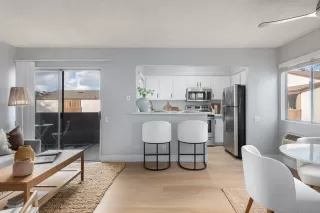 Photo #1: 240002787 Listing