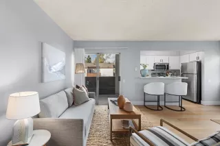 Photo #3: 240002787 Listing