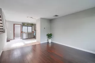 Photo #1: 240002813 Listing