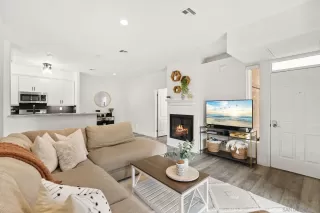 Photo #1: 240002819 Listing