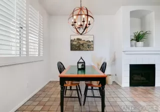 Photo #5: 240002853 Listing