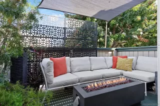 Photo #2: 240002866 Listing 