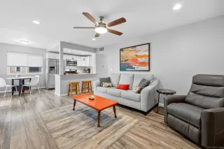 Photo #1: 240002897 Listing