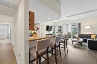 Photo #3: 240002898 Listing