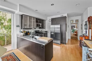 Photo #4: 240002914 Listing