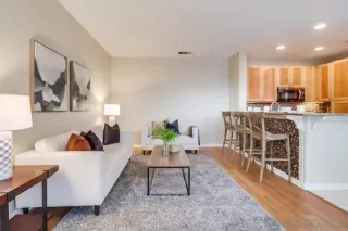 Photo #2: 240002917 Listing 