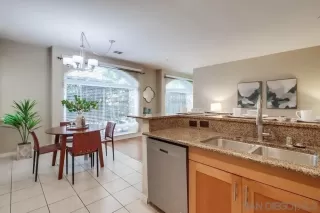 Photo #3: 240002917 Listing 