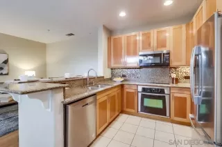 Photo #4: 240002917 Listing 