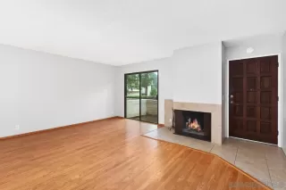 Photo #4: 240002918 Listing 