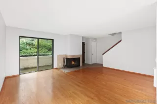 Photo #5: 240002918 Listing 