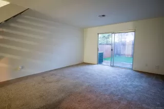 Photo #5: 240002928 Listing