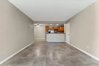 Photo #2: 240002941 Listing 