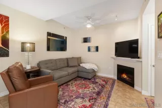 Photo #5: 240002968 Listing