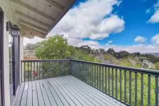 Photo #2: 240002969 Listing 