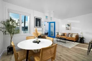 Photo #5: 240002973 Listing