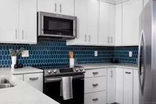 Photo #6: 240002973 Listing