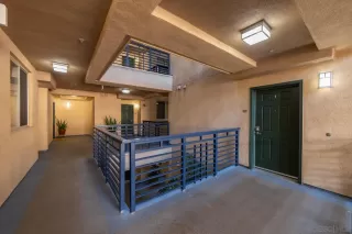 Photo #1: 240002977 Listing