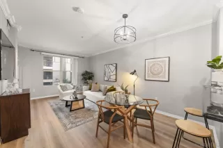 Photo #3: 240002977 Listing