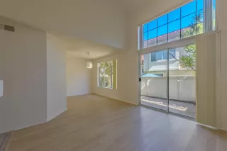 Photo #4: 240002978 Listing