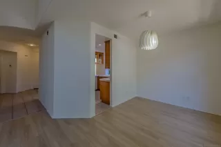 Photo #6: 240002978 Listing