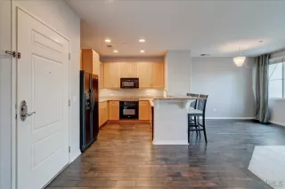 Photo #2: 240002986 Listing 