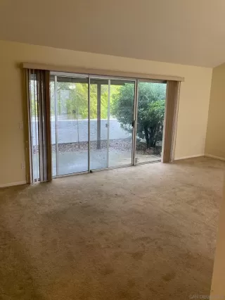 Photo #4: 240003015 Listing 