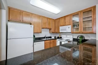 Photo #2: 240003029 Listing 