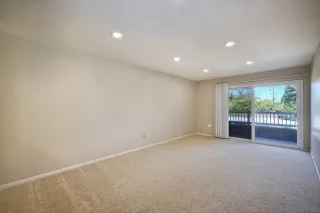 Photo #4: 240003029 Listing 