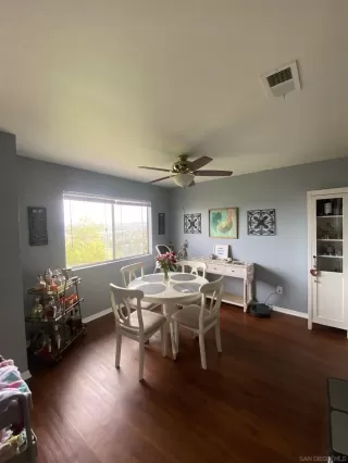 Photo #3: 240003062 Listing