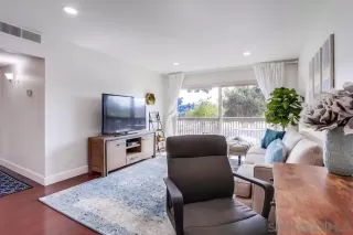 Photo #5: 240003067 Listing