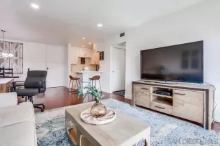 Photo #6: 240003067 Listing