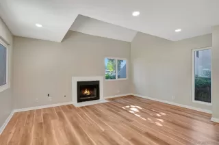 Photo #3: 240003071 Listing