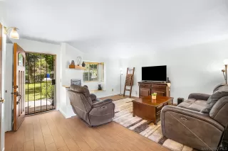 Photo #1: 240003073 Listing