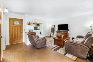 Photo #2: 240003073 Listing