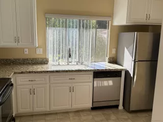 Photo #1: 240003090 Listing