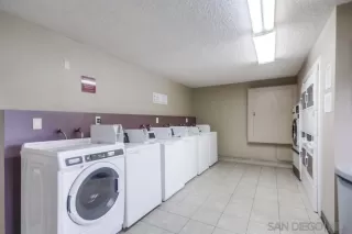 Photo #5: 240003112 Listing