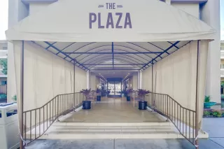 Photo #2: 240003132 Listing