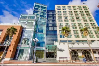 Photo #1: 240003149 Listing