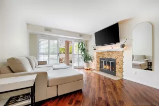 Photo #2: 240003157 Listing