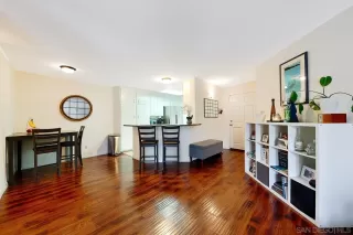 Photo #6: 240003157 Listing
