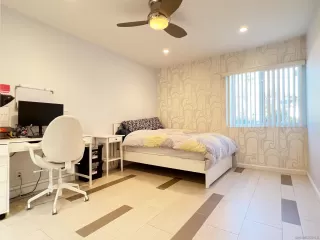 Photo #6: 240003162 Listing