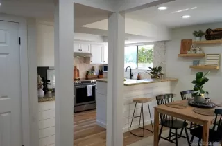 Photo #1: 240003251 Listing