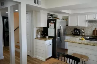 Photo #3: 240003251 Listing