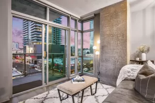 Photo #2: 240003255 Listing