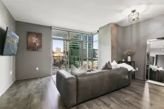 Photo #6: 240003255 Listing