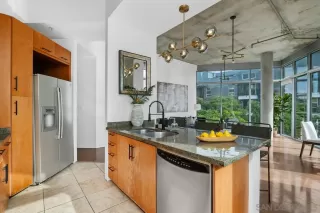 Photo #5: 240003276 Listing