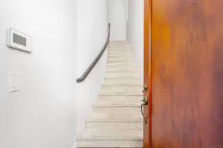 Photo #4: 240003280 Listing