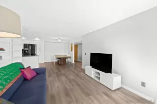 Photo #5: 240003282 Listing